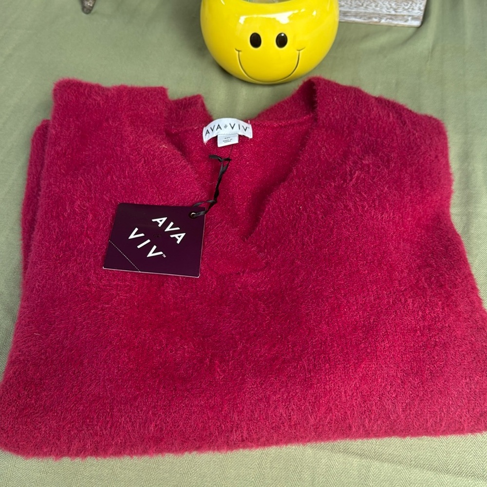 Ava and Viv magenta vneck sweater